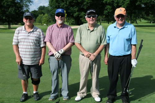 wmu-cooley-president-and-brothers-at-golf-outing.jpg